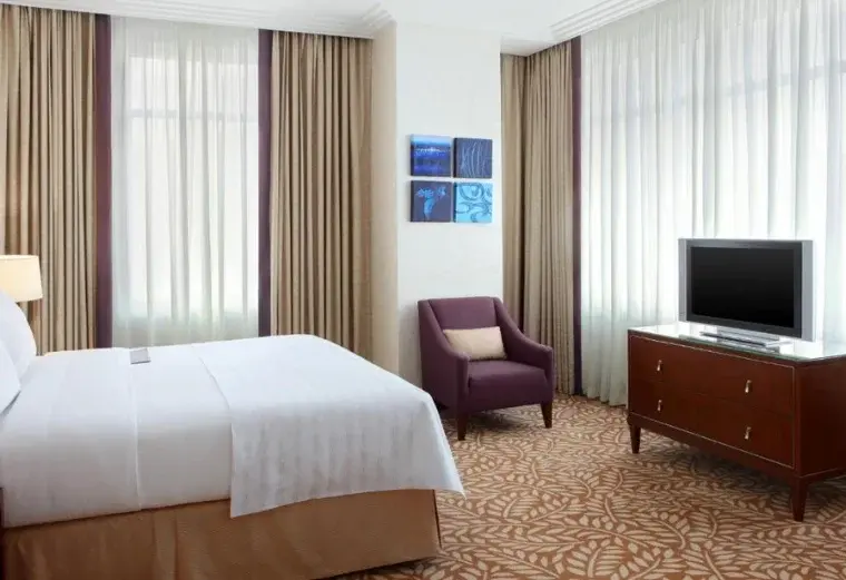 Le Meridien Towers
