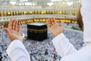 3 Star 10 Nights July Umrah Package