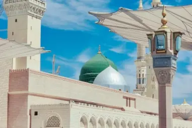 4 Star 10 Nights July Umrah Package