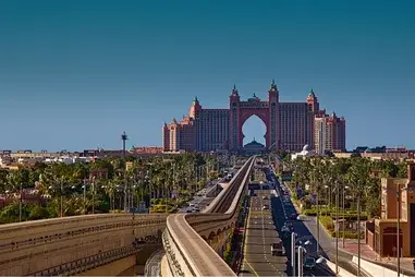 05 Star 10 Nights Umrah Pakage With Dubai