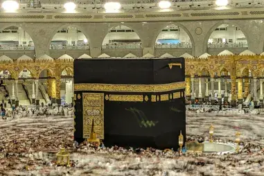 04 Star 07 Nights March Umrah Packages